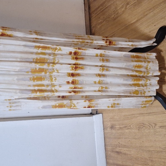 Gorgeous Women's Deep V Maxi Dress - Picture 3 of 9